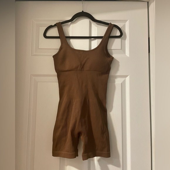 Loovoo Seamless Ribbed Jumpsuit brown - Picture 2 of 10